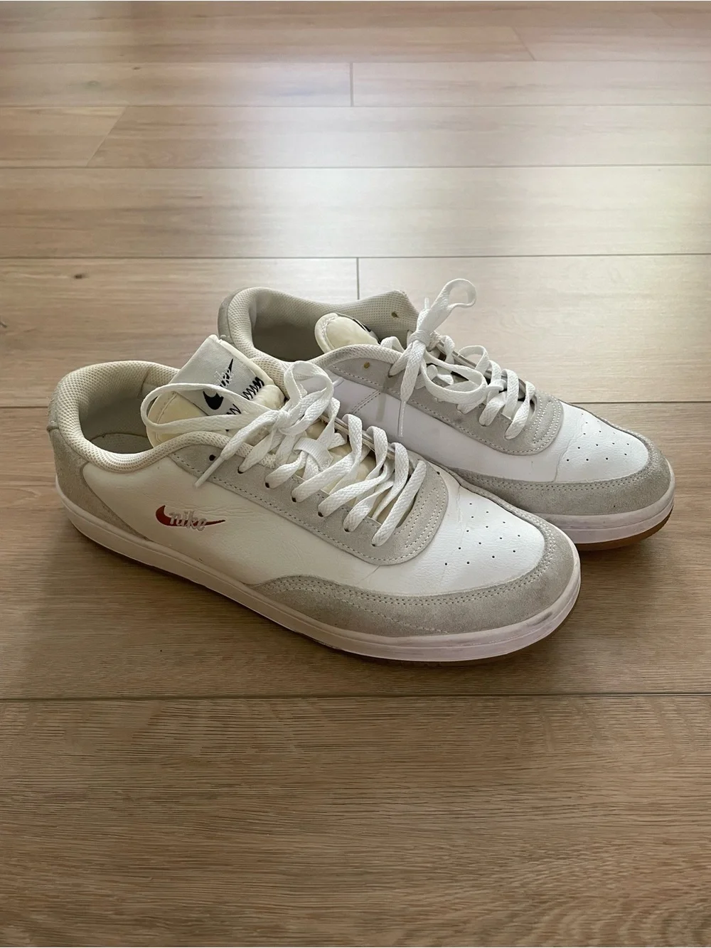 Nike Court Vintage Premium Men’s 11.5 White Low-Top Sneakers #0165